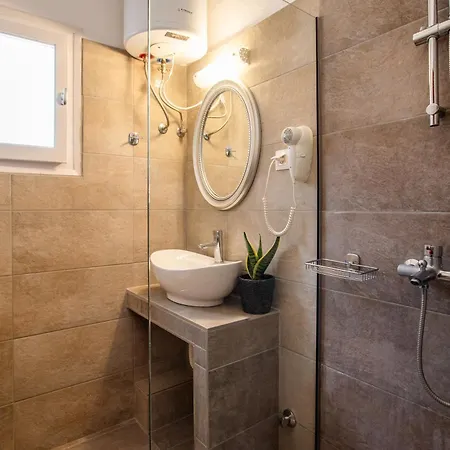 Levante Aparthotel Benitses (Corfu)