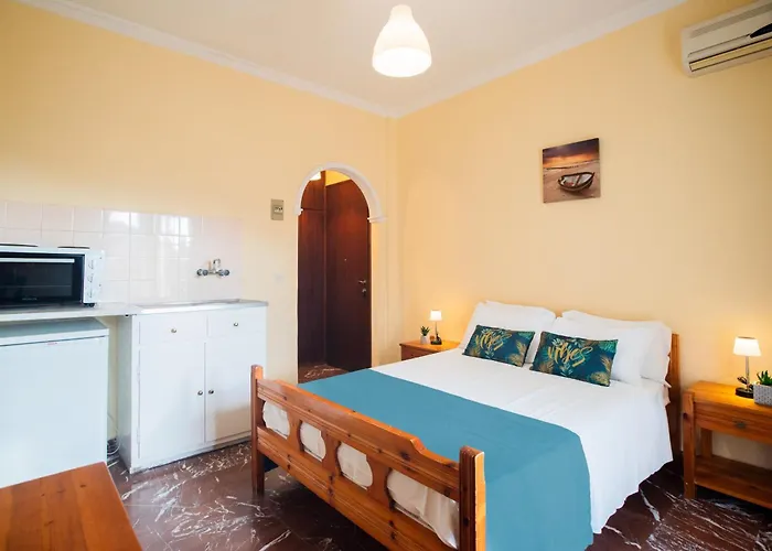 Levante Lägenhetshotell Benitses (Corfu)
